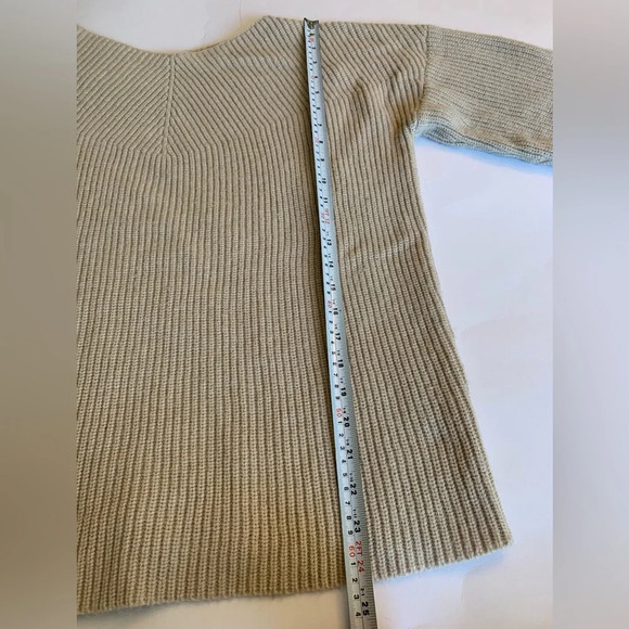 Oak and Fort oversize off the shoulder  sweater in beige size XS - Picture 7 of 7